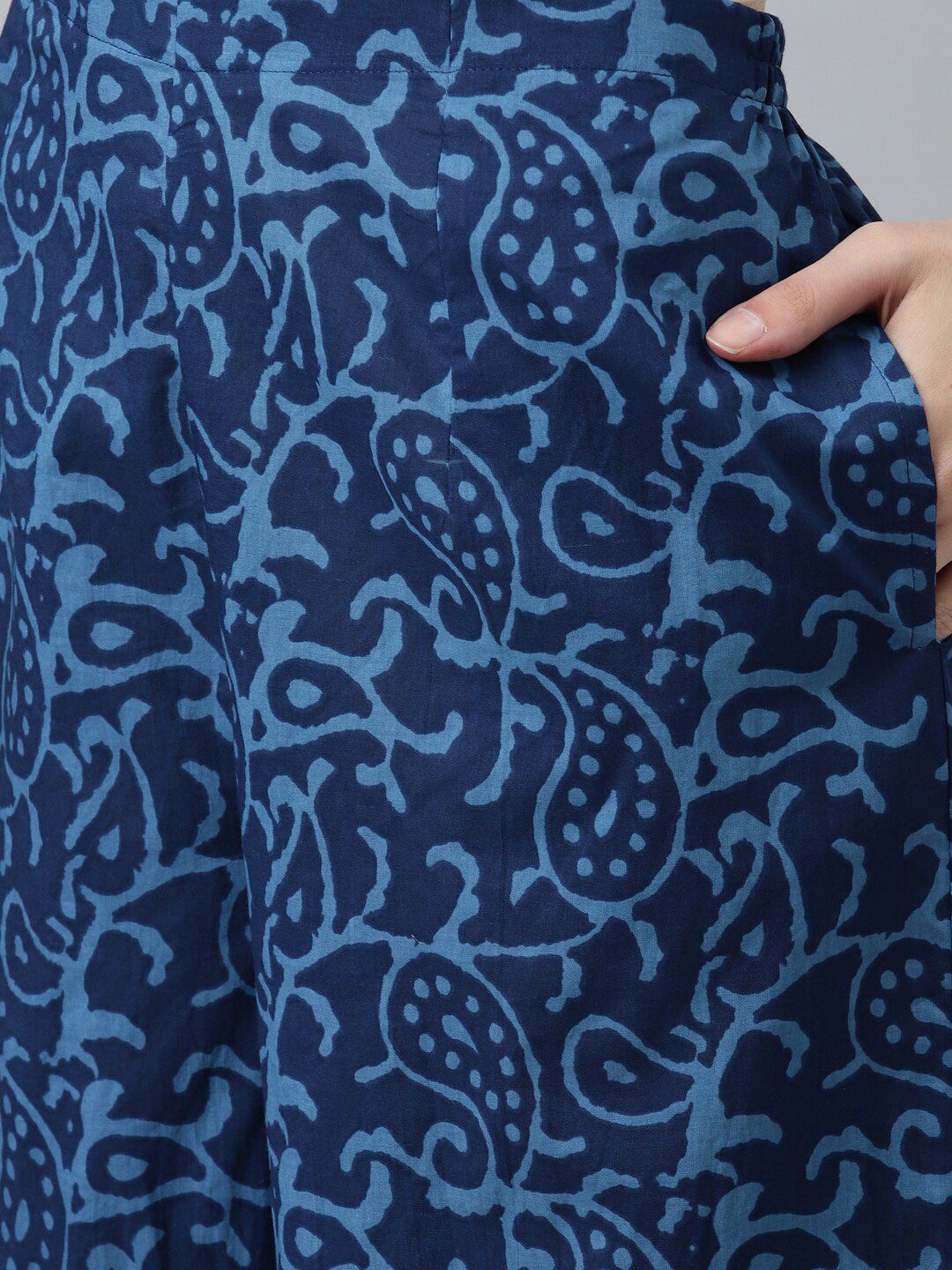 Libas Women Blue Ethnic Motifs Printed Pure Cotton Kurta with Palazzos & Dupatta