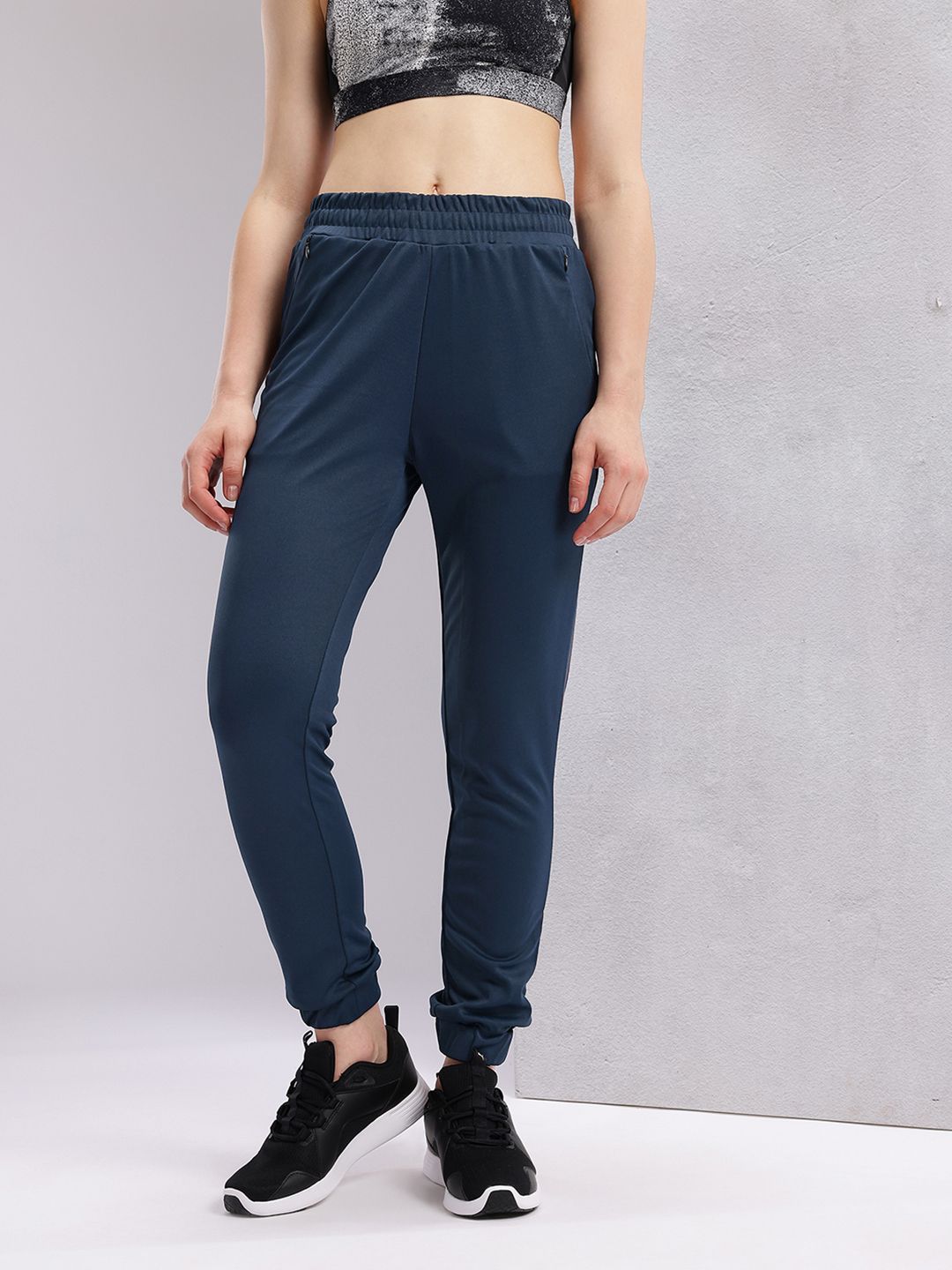 HRX by Hrithik Roshan Women Side Print Training Joggers
