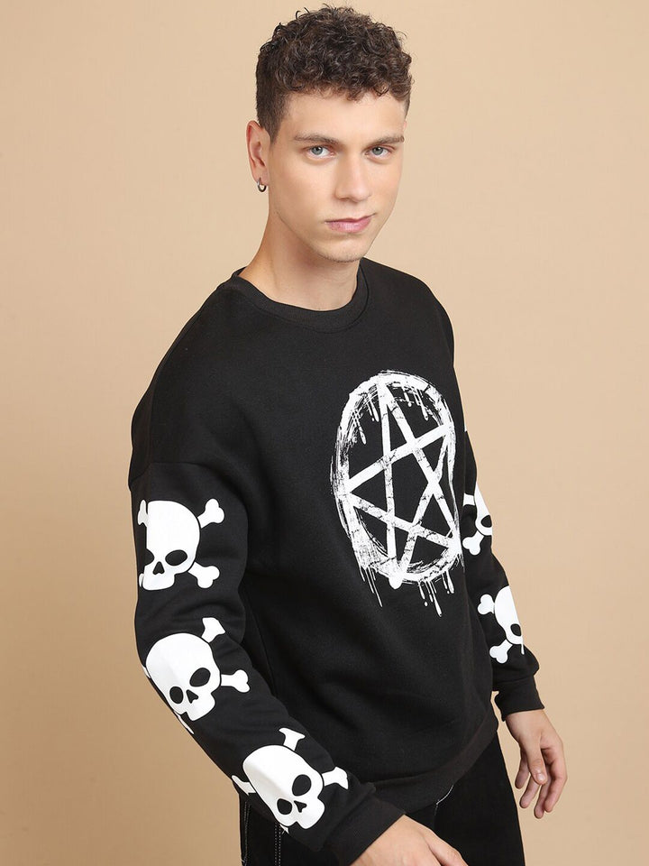 HIGHLANDER Graphic Printed Oversized Pullover Sweatshirt