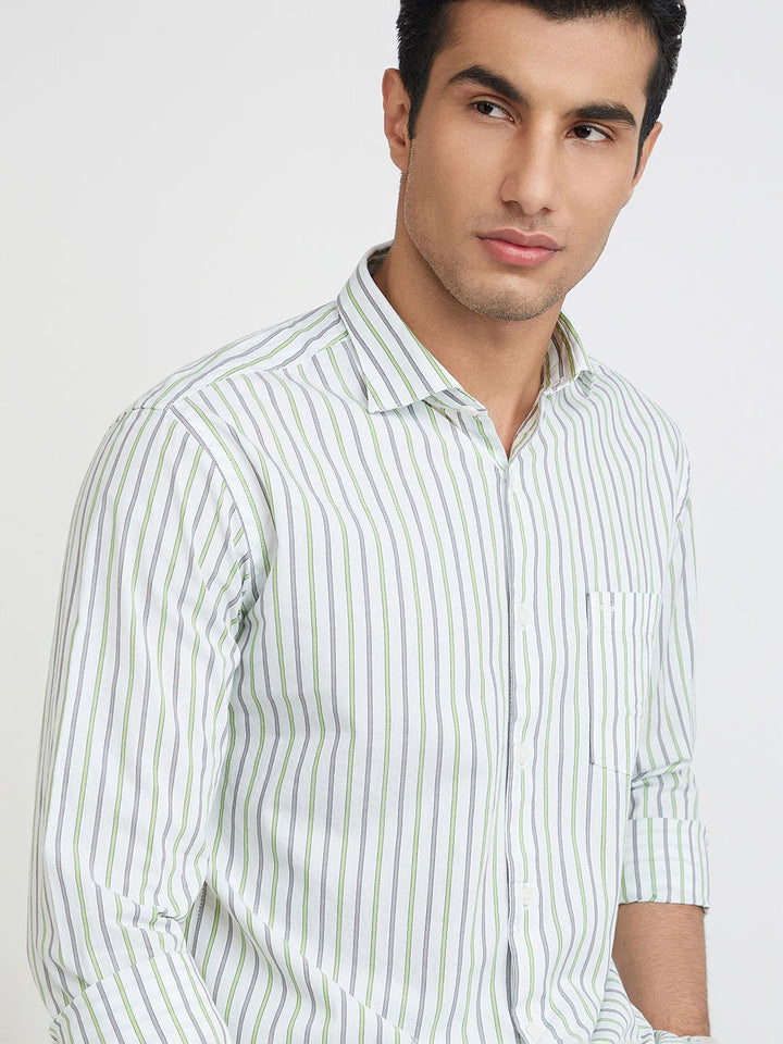 Park Avenue Men Pure Cotton Slim Fit Opaque Striped Casual Shirt