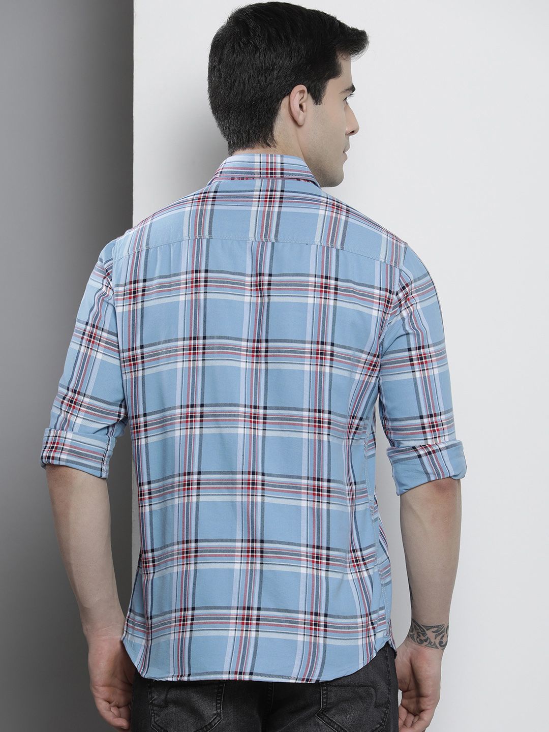 The Indian Garage Co Men Regular Fit Checked Casual Shirt