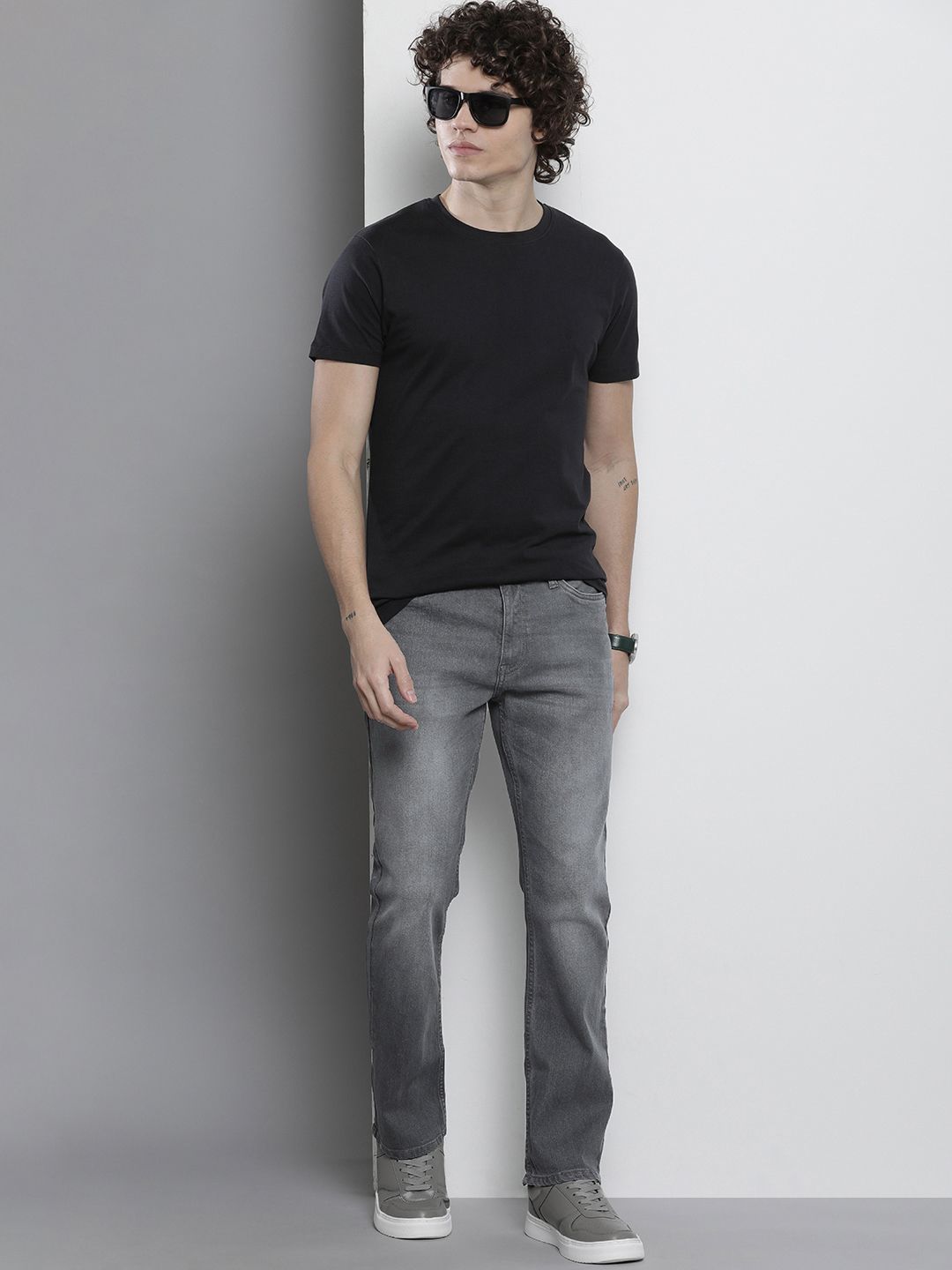 The Indian Garage Co Men Bootcut Heavy Fade Stretchable Jeans