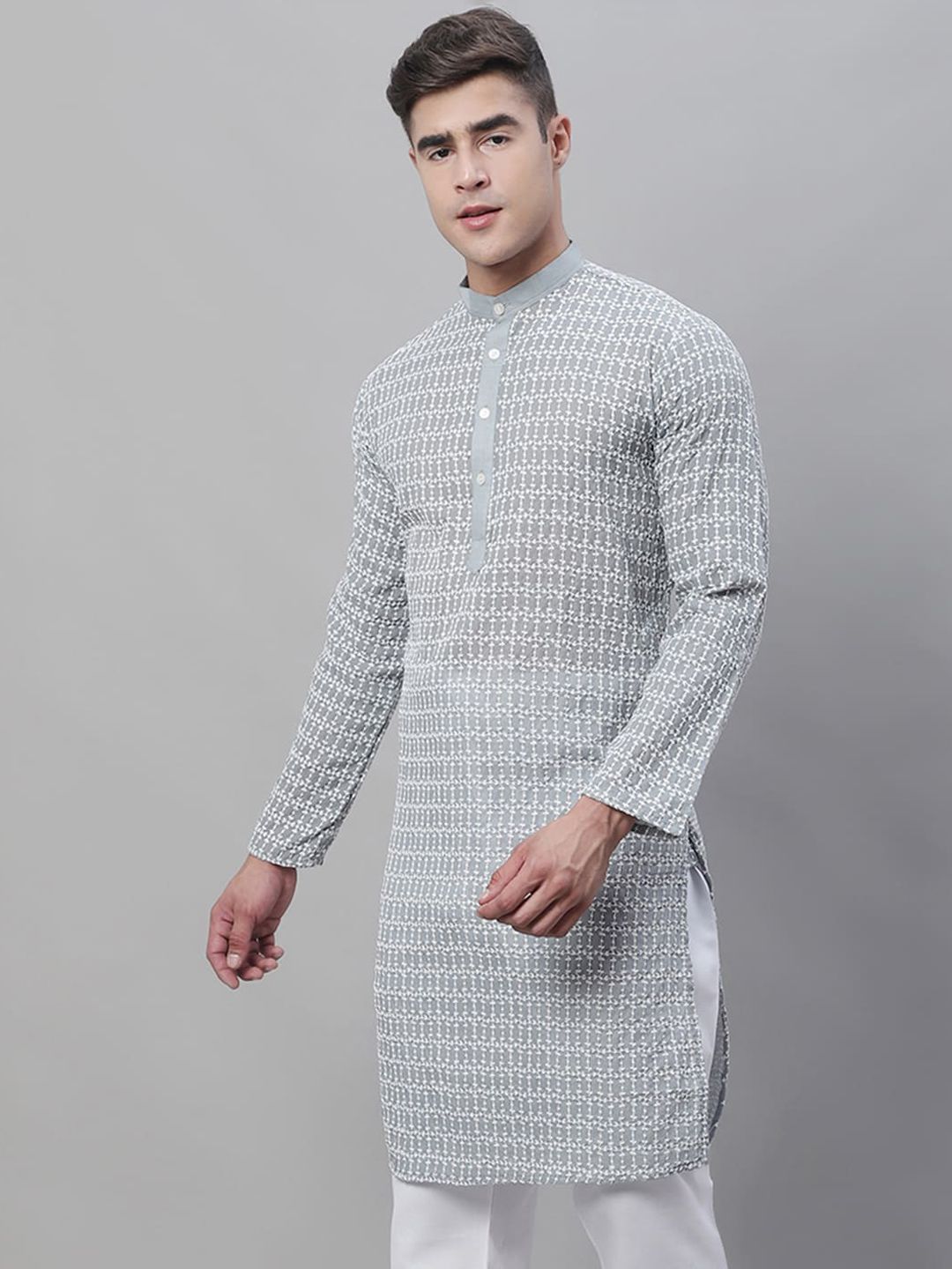 SOJANYA Floral Embroidered Pure Cotton Kurta Lurus