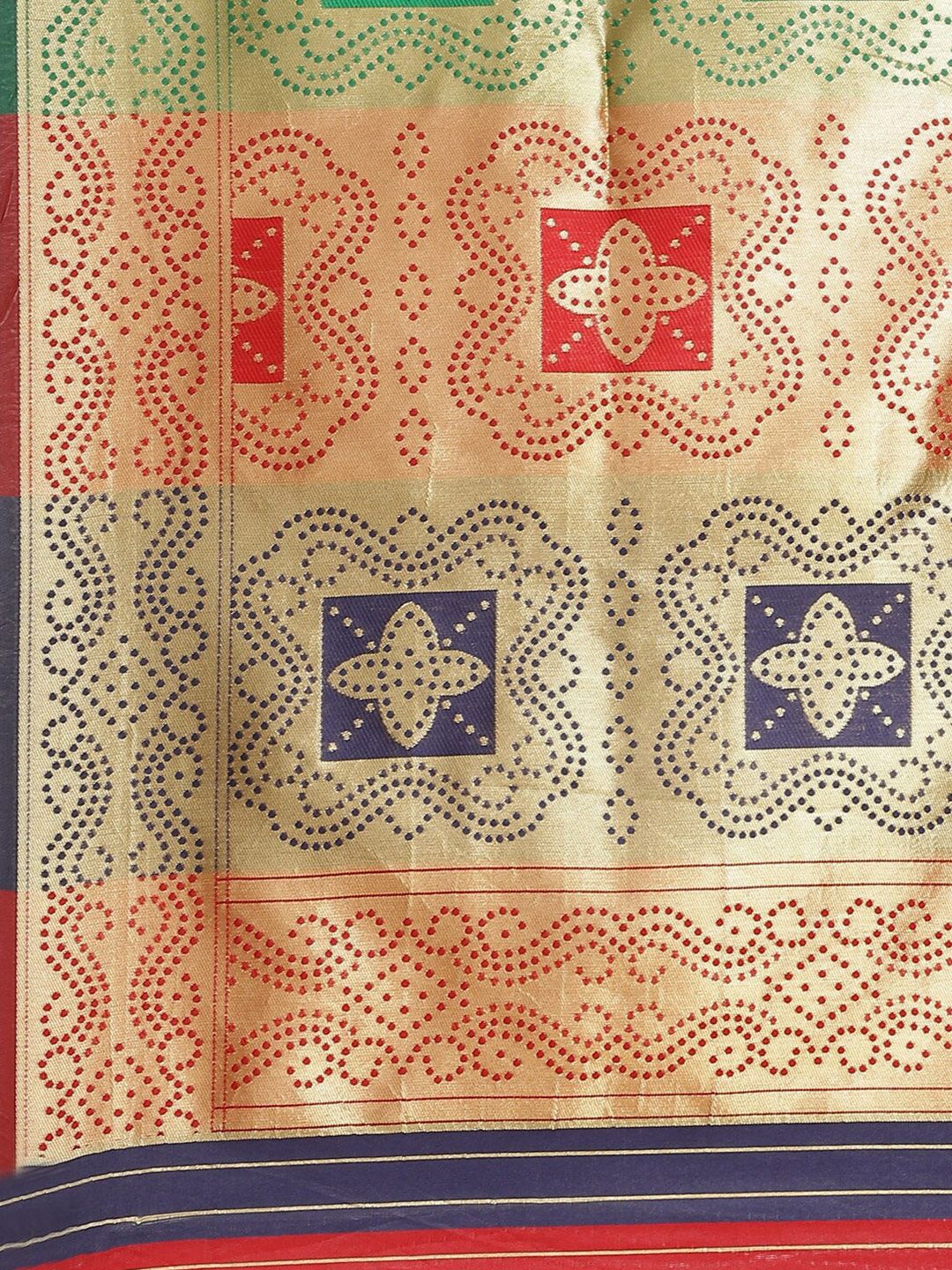 Saree mall Red & Green Floral Silk Blend Banarasi Sarees