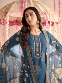 Mamicha Women Floral Printed Regular Kurta with Trousers & With Dupatta