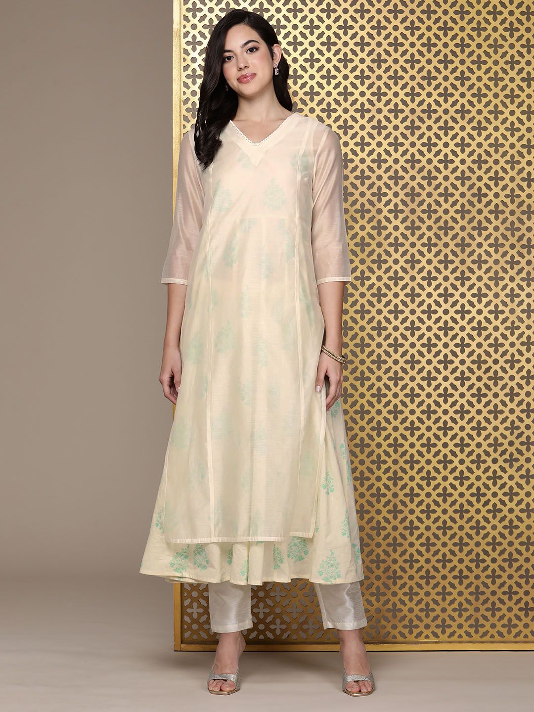 House of Pataudi Jashn Floral Printed Layered Kurta