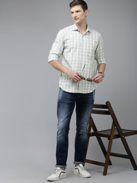 Park Avenue Men Pure Cotton Slim Fit Opaque Checked Casual Shirt