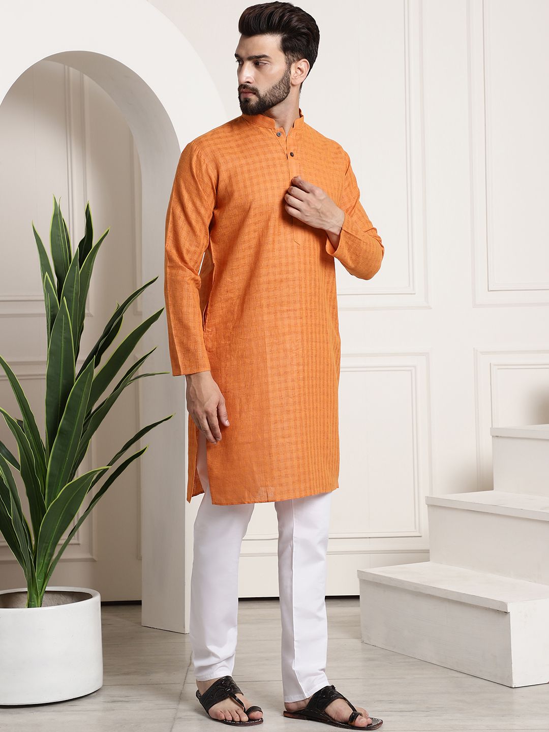 SOJANYA Men Orange & White Woven Design Kurta with Churidar