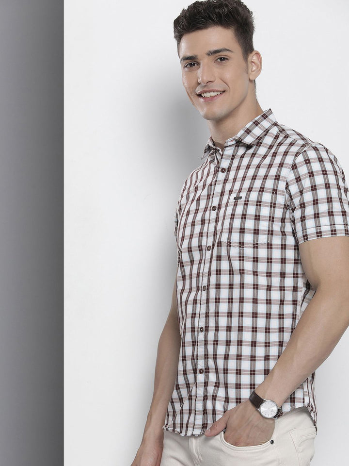 The Indian Garage Co Men Slim Fit Tartan Checked Casual Shirt