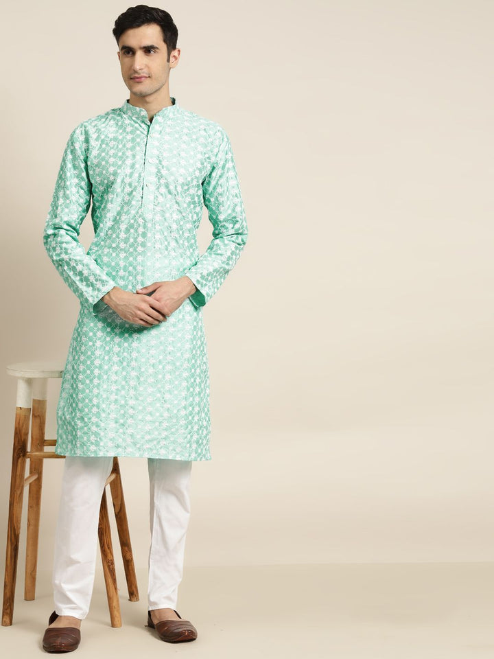 SOJANYA Men Blue & White Ethnic Motifs Embroidered Thread Work Kurta