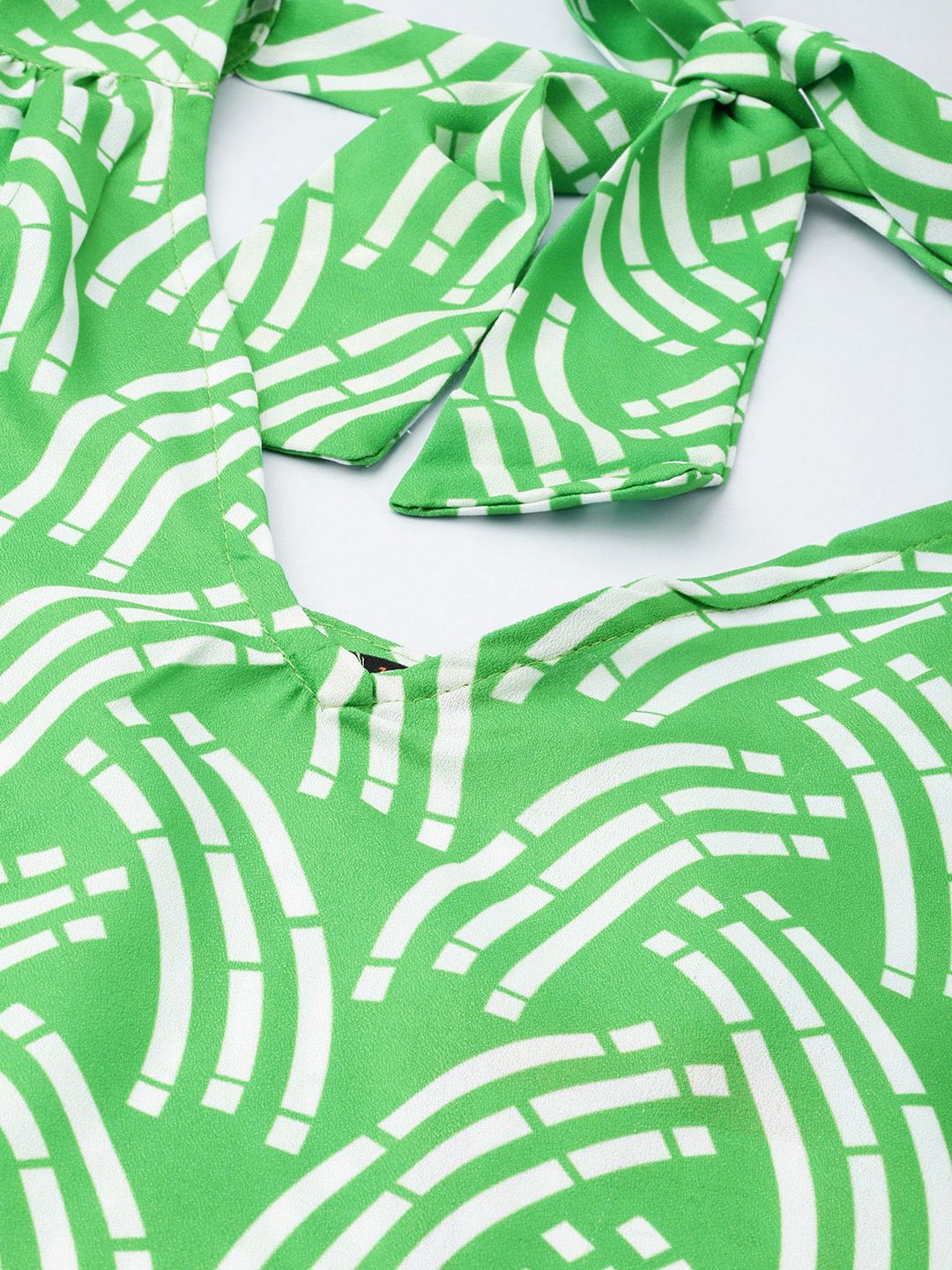 DressBerry Feeling Grand In Green V-Neck A-Line Dress