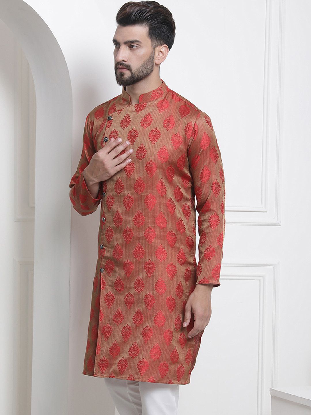 SOJANYA Men Copper-Toned & Red Woven Design Jacquard Silk Straight Kurta