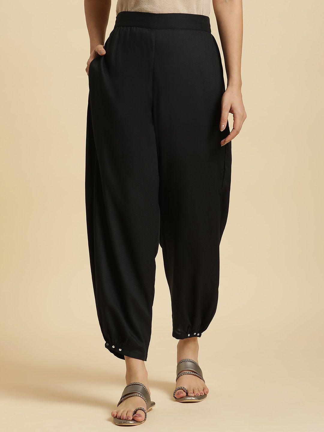 W Women Straight Fit Cropped Trousers
