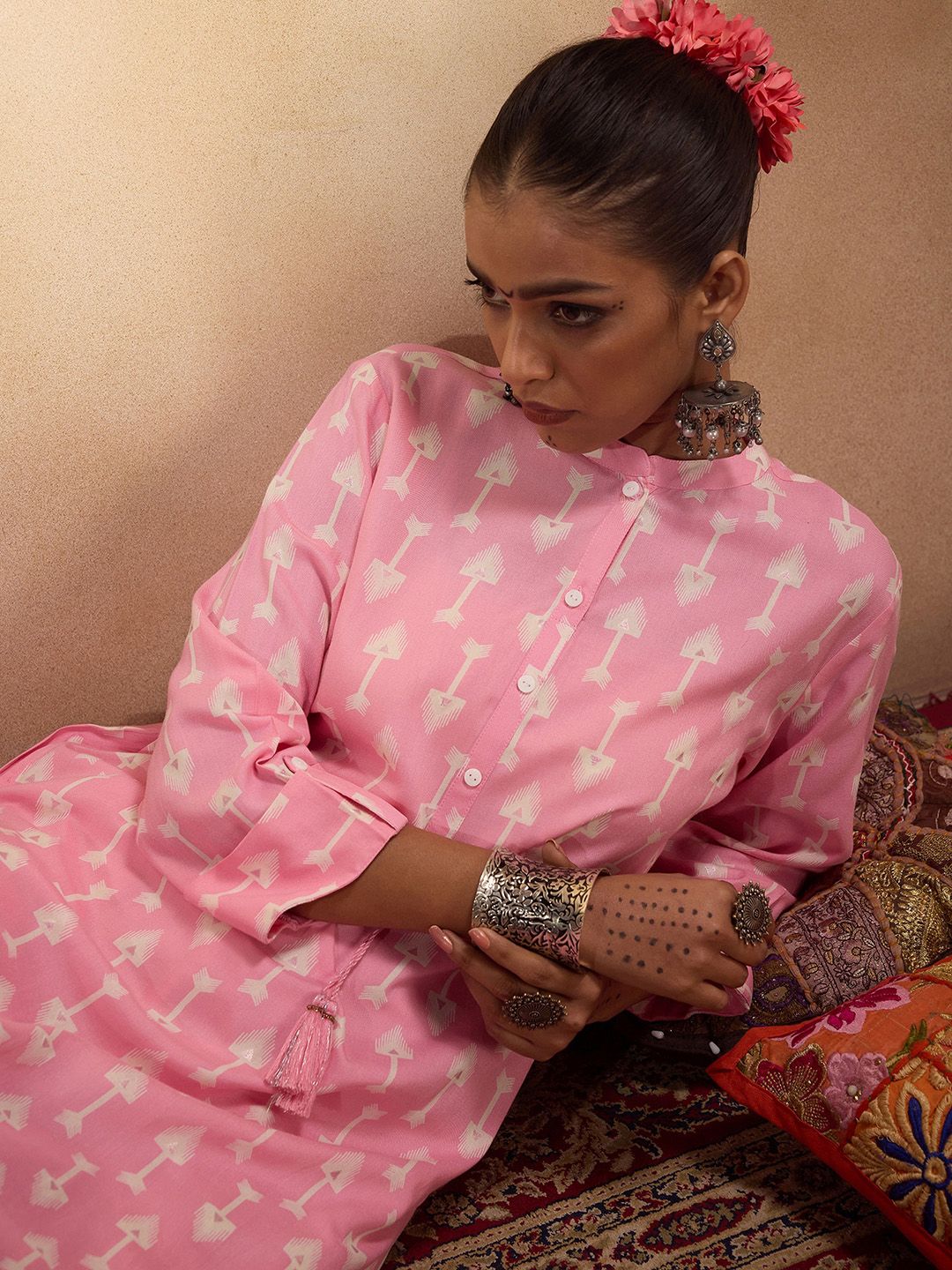 Indo Era Ethnic Motifs Printed Pastels Straight Kurta