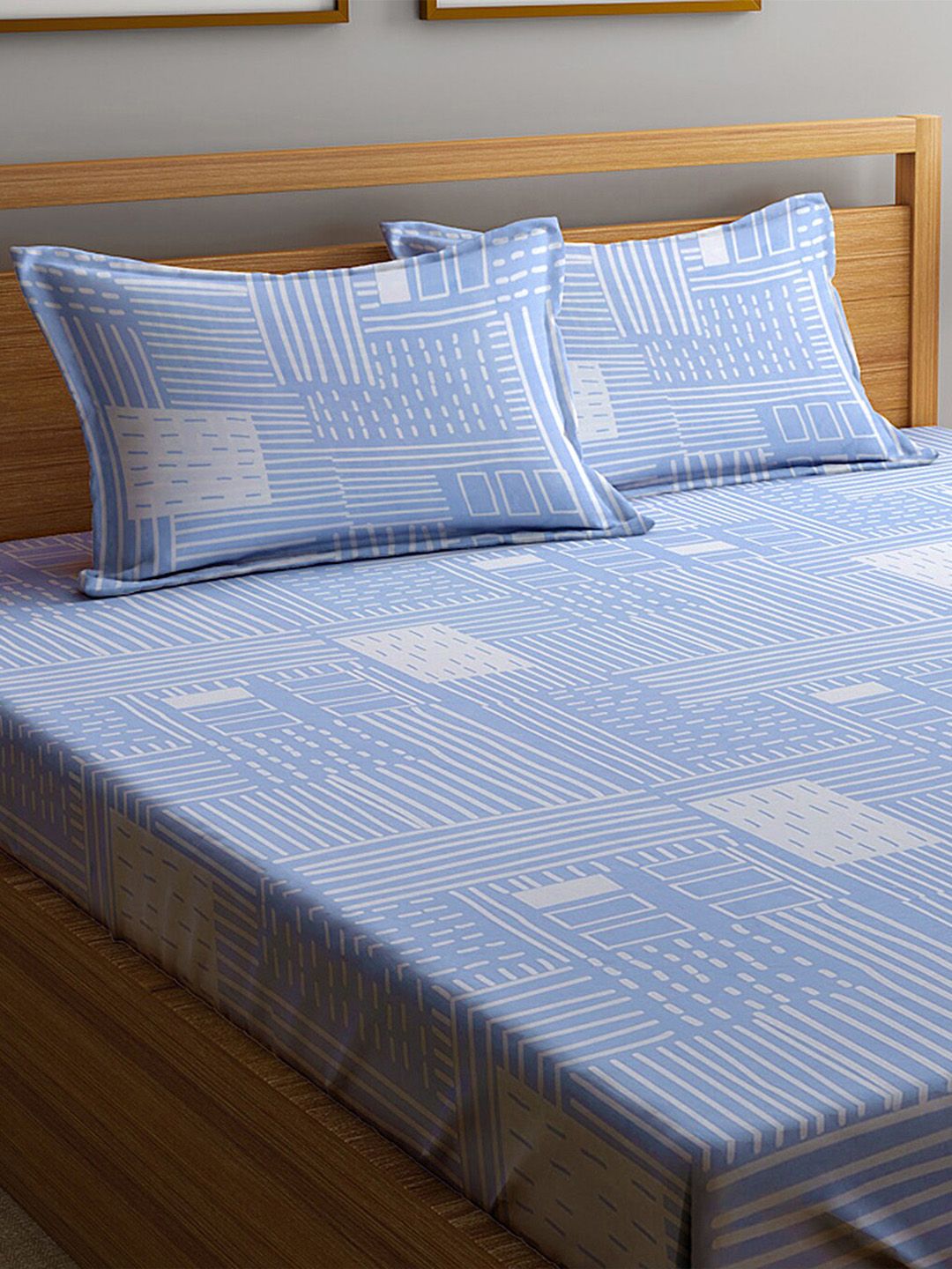 KLOTTHE Blue Geometric Patterned 300 TC Fitted King Bedsheet With 2 Pillow Covers