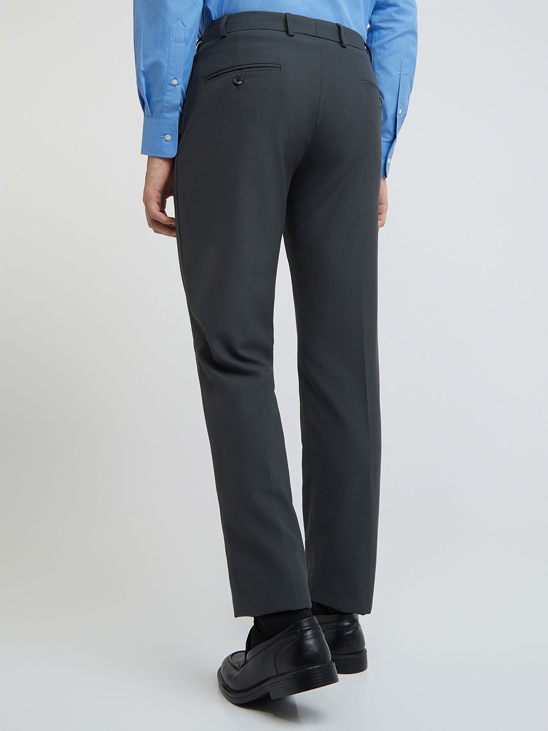 Park Avenue Men Mid-Rise Checked Smart Trousers