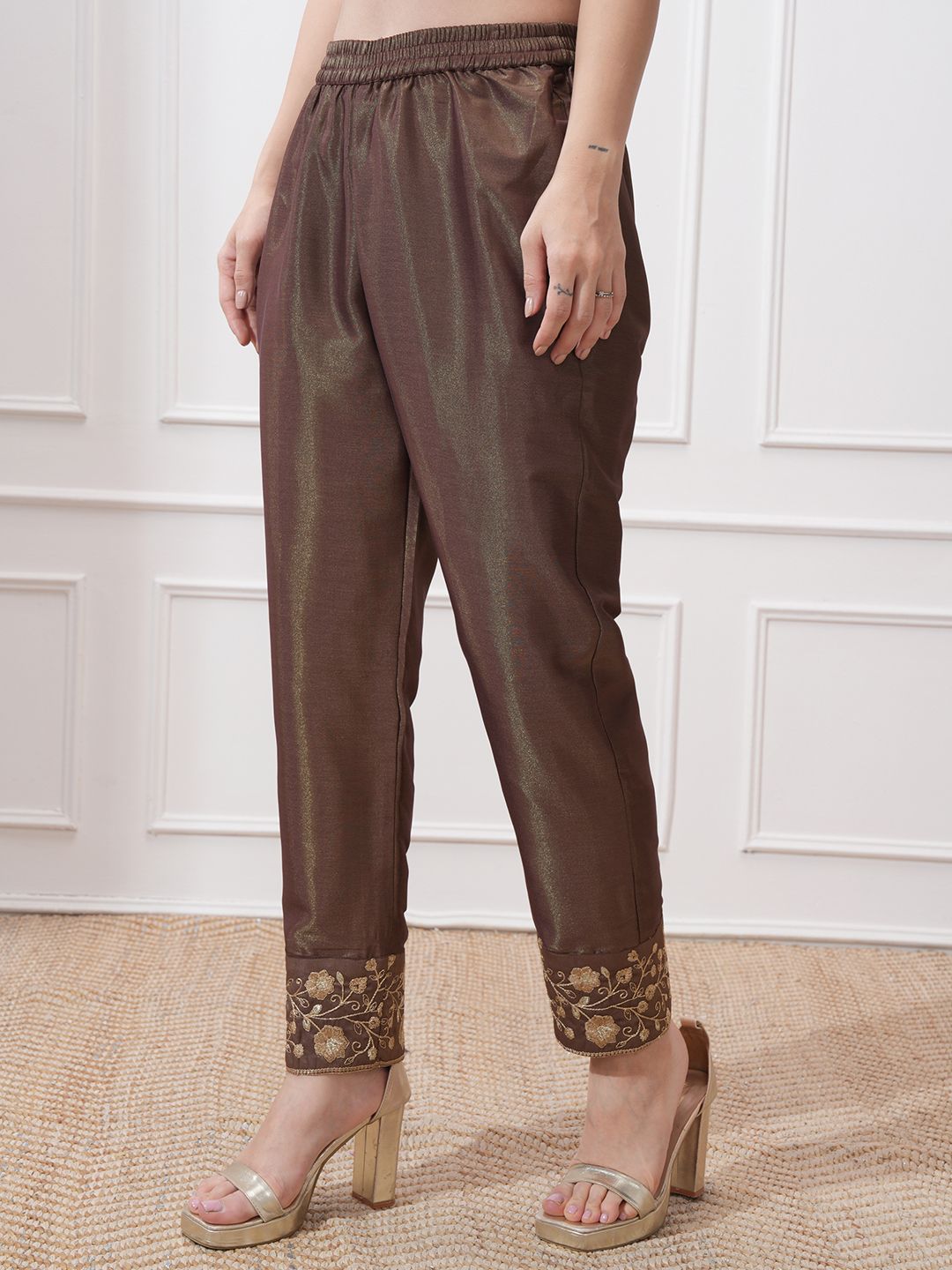 Vishudh Women Ethnic Motifs Embroidered Regular Kurta with Trousers & With Dupatta