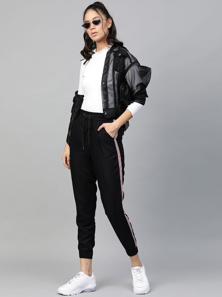 SASSAFRAS White High-Neck Top