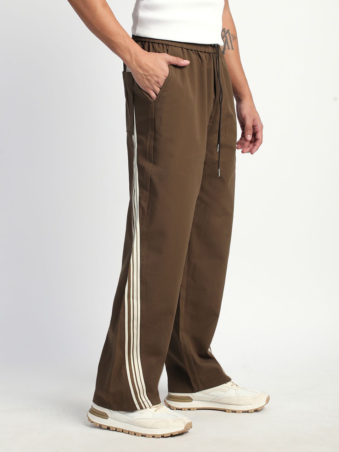 THE BEAR HOUSE Men Straight Fit Trousers