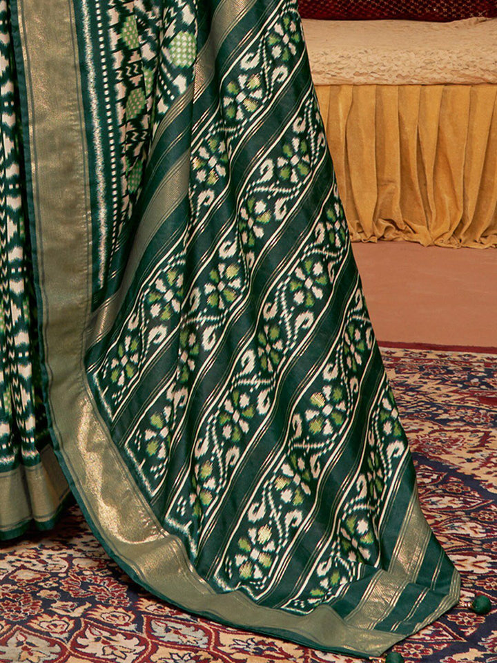 Saree mall Green & Gold-Toned Ethnic Motifs Zari Sarees