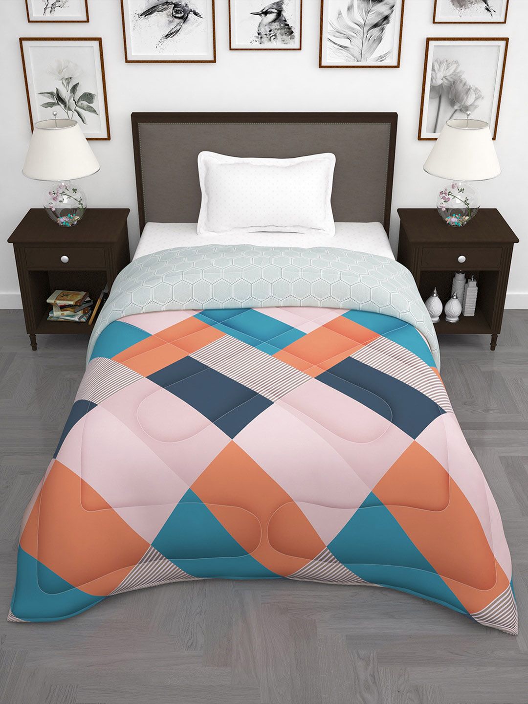 Story@home Pink & Blue Geometric 180 GSM AC Room Reversible Single Bed Comforter
