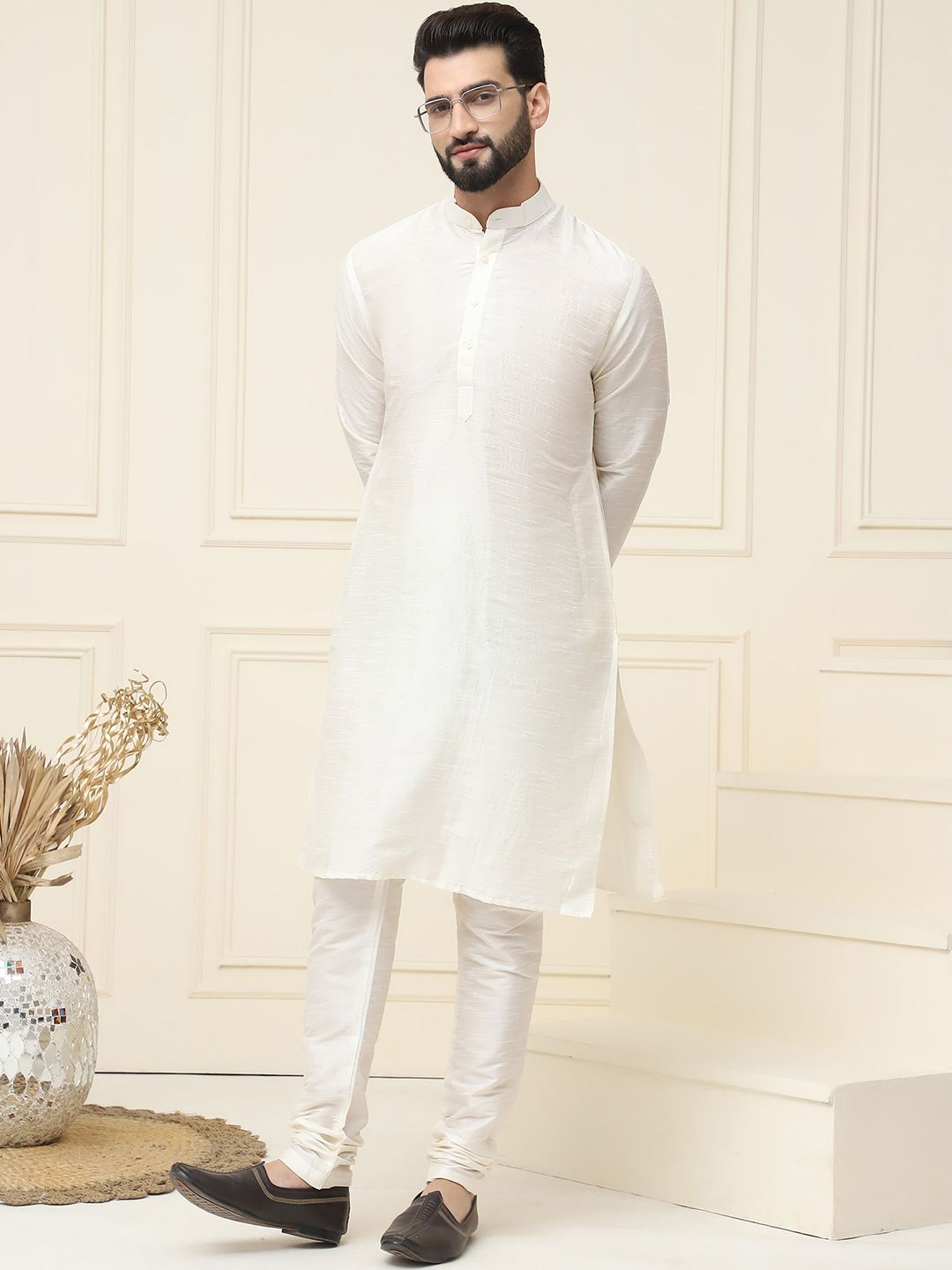 SOJANYA Lelaki Off-White Solid Kurta Lurus