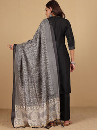 Varanga Thread Work Notch Neck Straight Kurta With Trousers And Dupatta