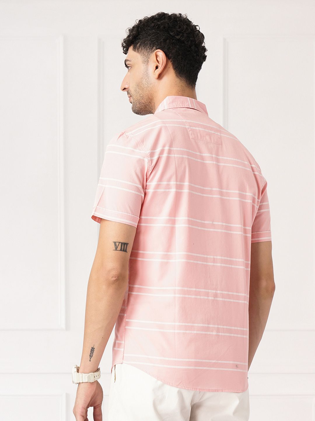 The Indian Garage Co Men Peach-Coloured & White Horizontal Striped Cotton Casual Shirt