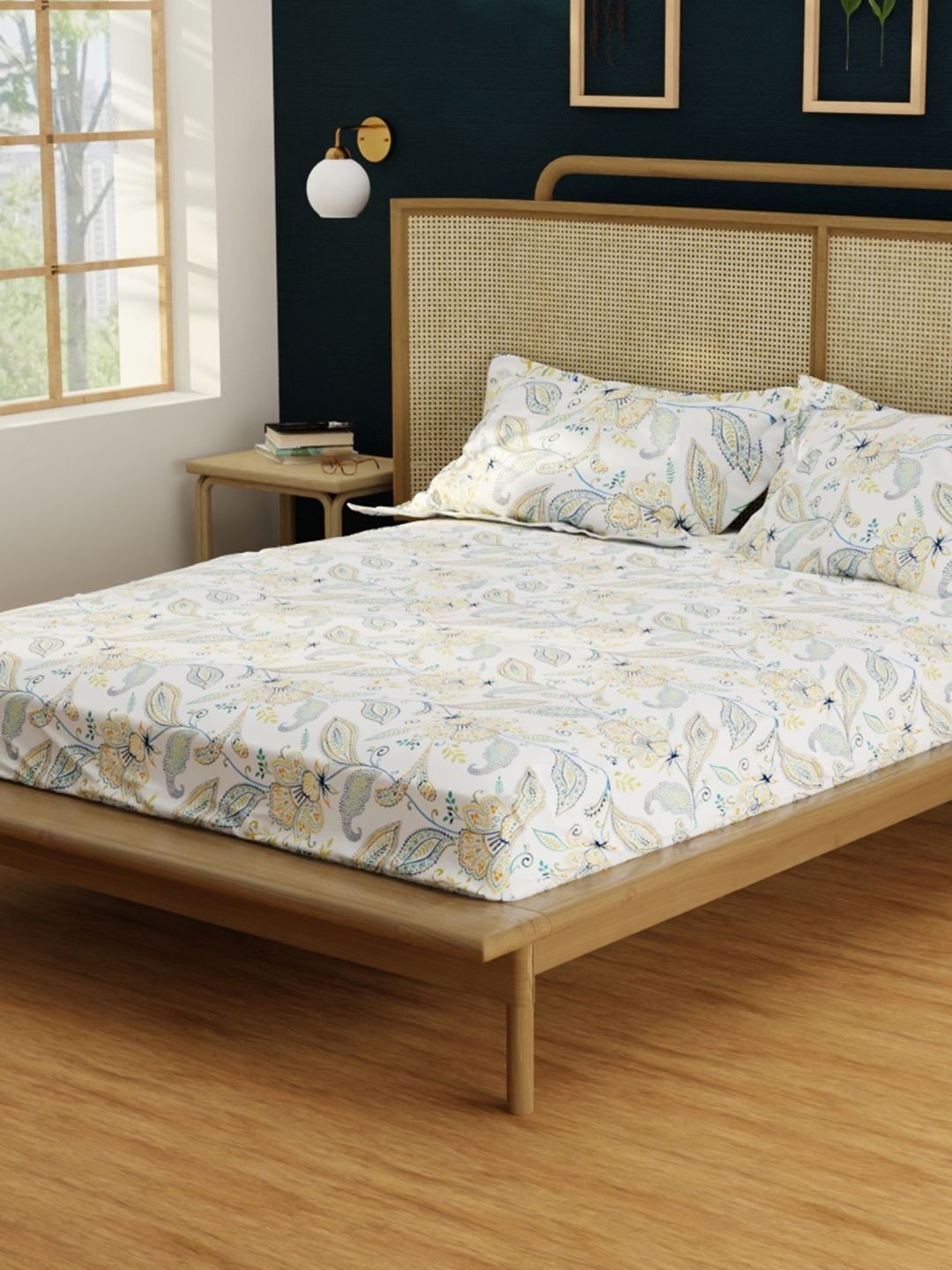 URBAN SPACE Blue & White Printed 200 TC Cotton Single Bedsheet With 1 Pillow Cover