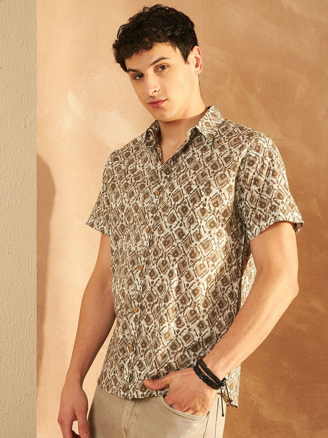 DENNISON Smart Ethnic Motifs Printed Spread Collar Short Sleeves Cotton Lightweight Shirt