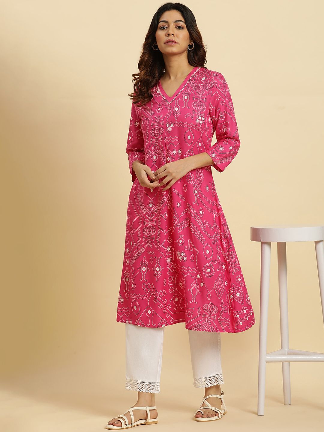 W Ethnic Motifs Printed V-Neck Straight Kurta