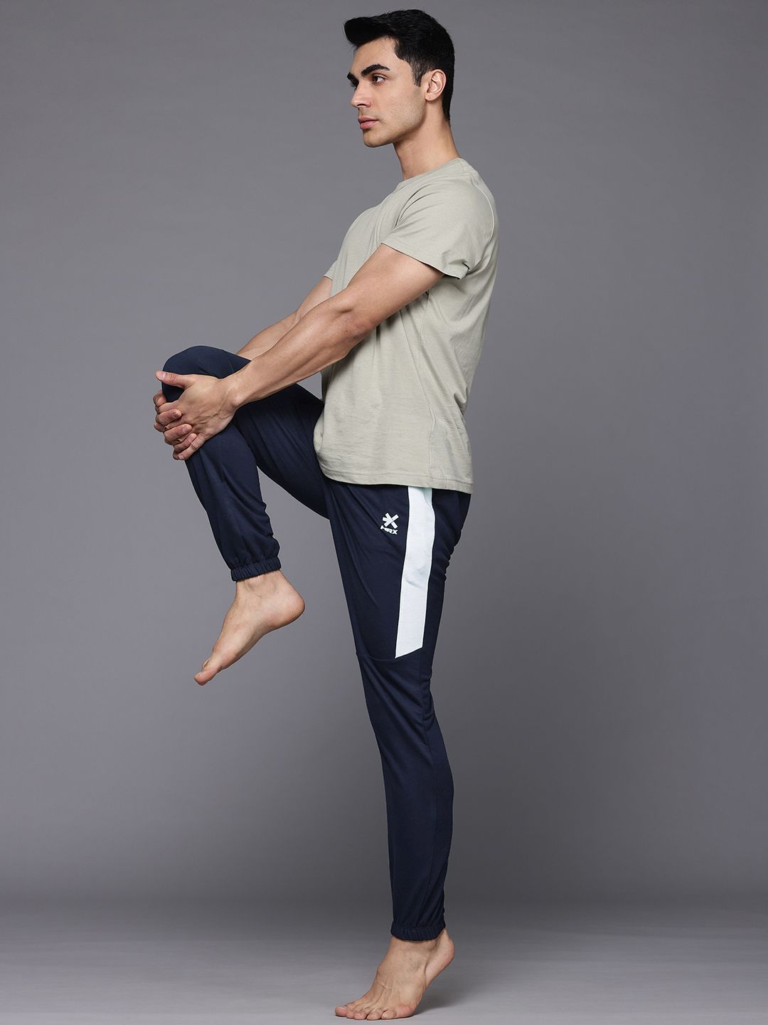 HRX by Hrithik Roshan Men Mid-Rise Yoga Joggers