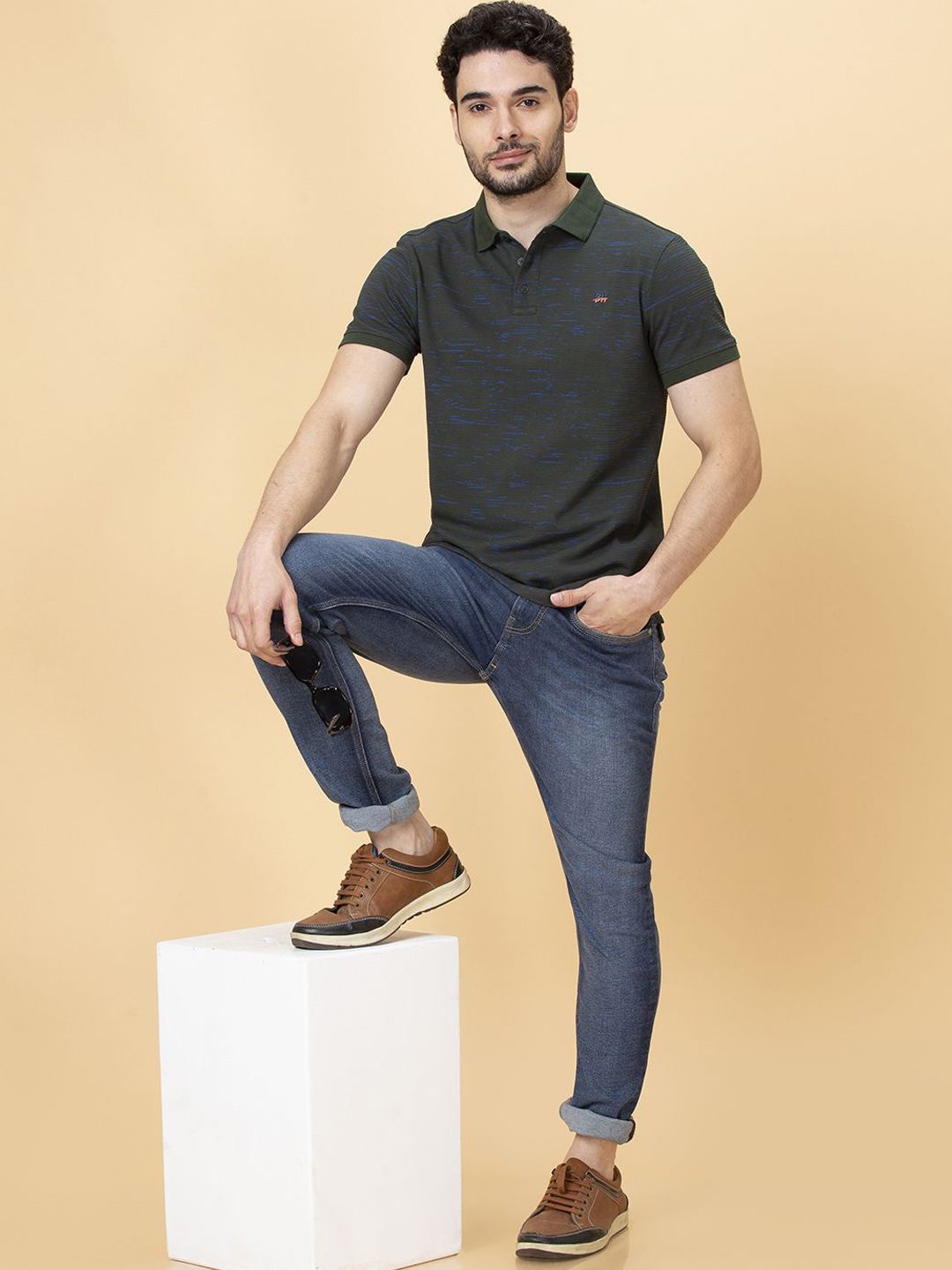 Being Human Men Skinny Fit Mid-Rise Cotton Light Fade Jeans