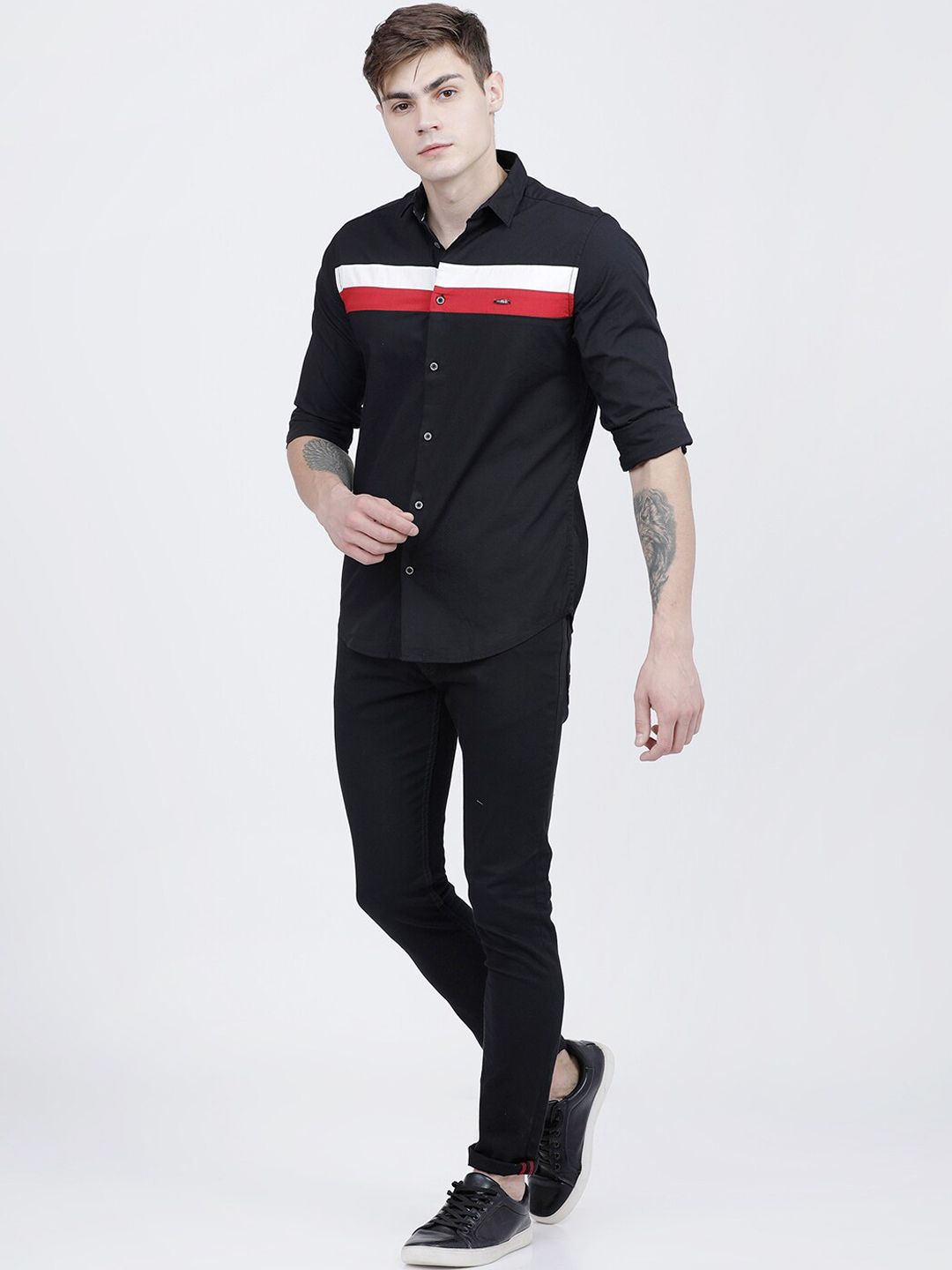 The Indian Garage Co Men Black Slim Fit Striped Casual Shirt