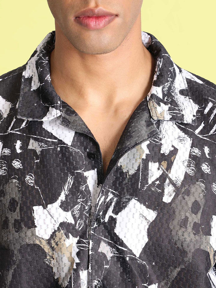 Bene Kleed Men Classic Cuban Collar Abstract Printed Oversized Casual Shirt