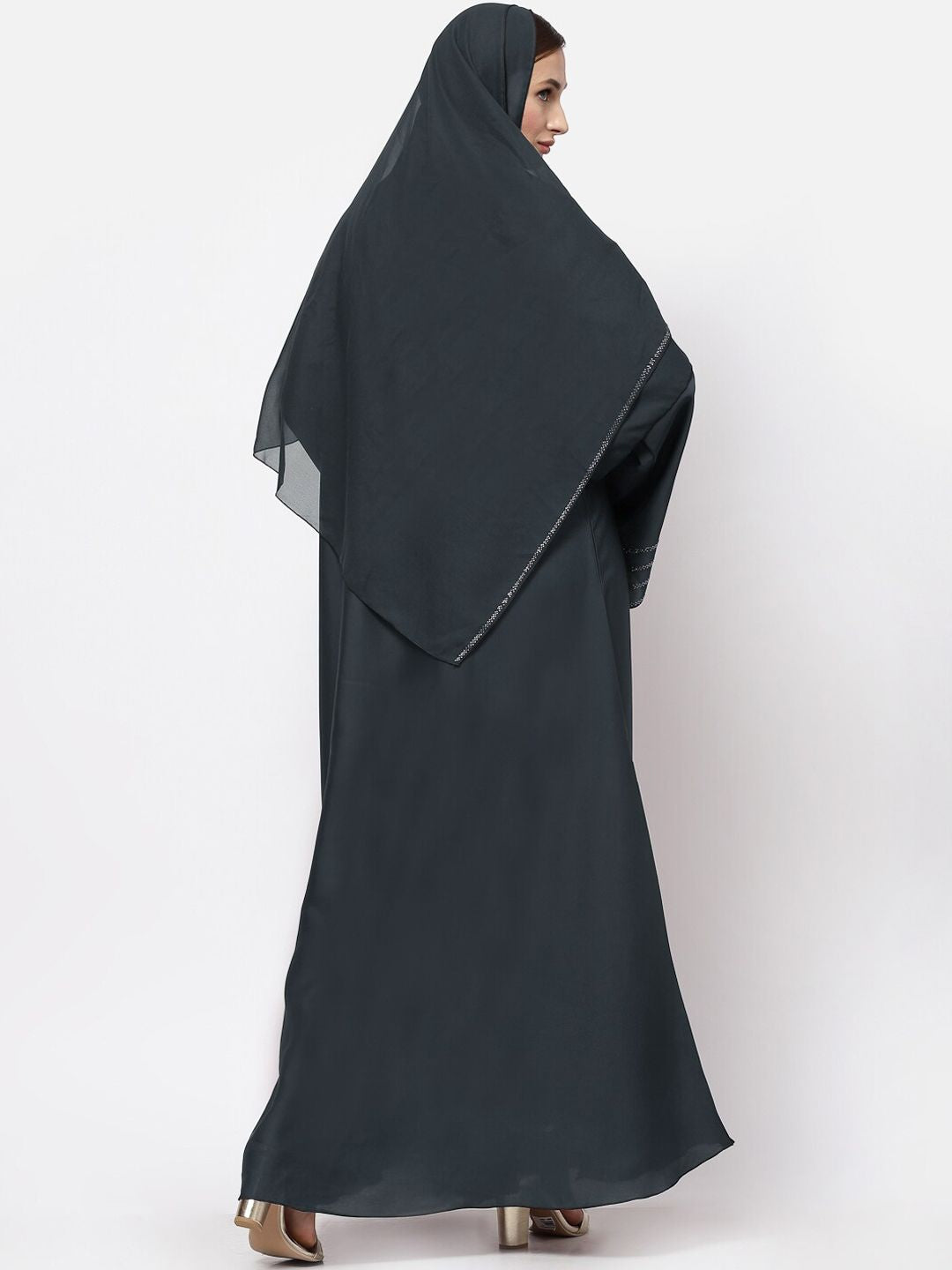 KLOTTHE Women Grey Embellished Burqa With Scarf