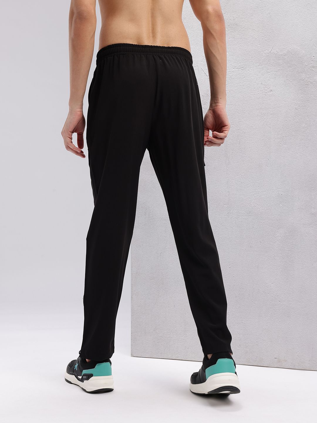 HRX by Hrithik Roshan Men Rapid-Dry Training Cargos