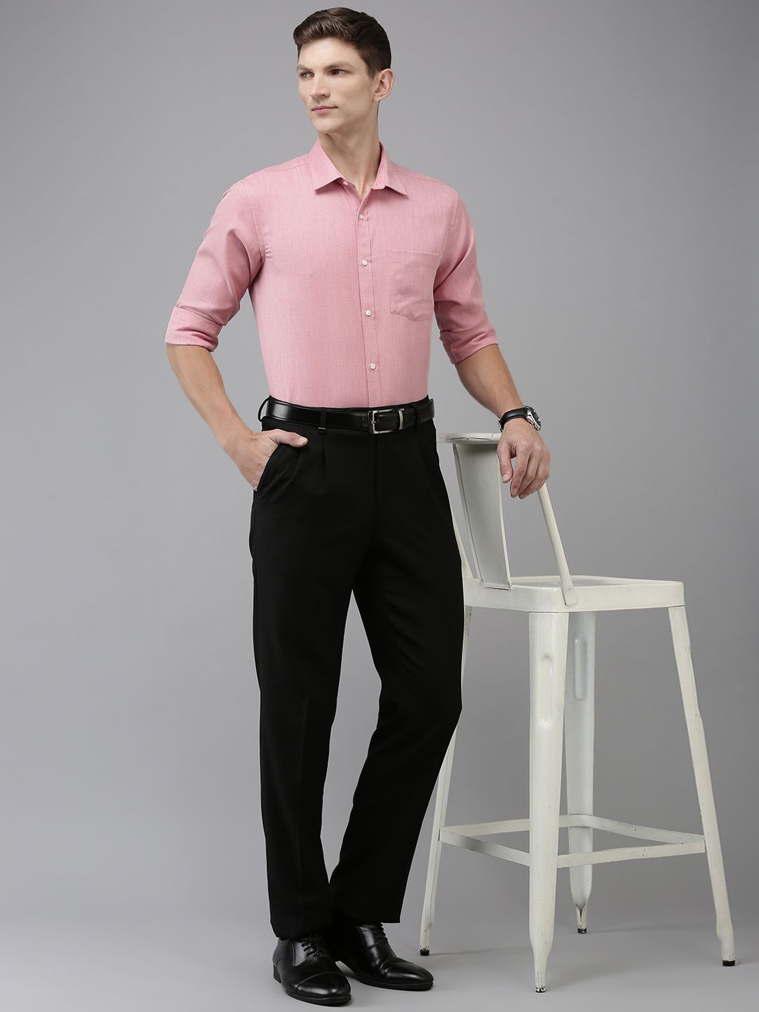 Park Avenue Self Design Textured Slim Fit Opaque Formal Shirt