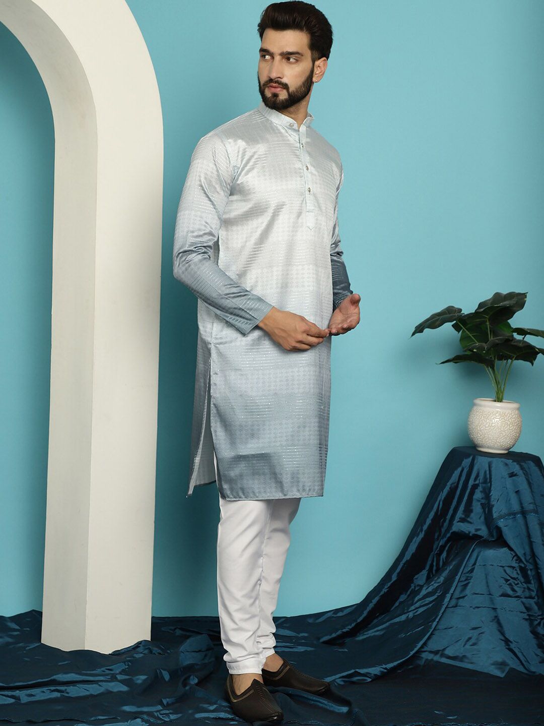 SOJANYA Geometric Woven Design Straight Kurta with Churidar