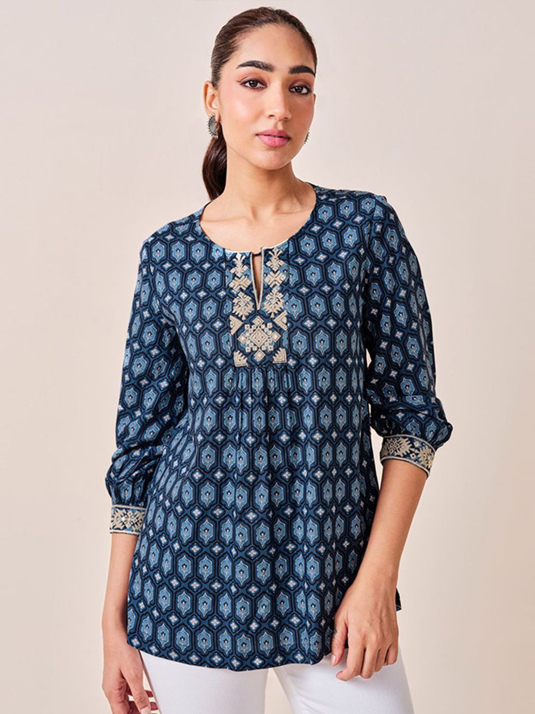 Global Desi viscose keyhole neck cuffed sleeves geometric printed A-Line Top