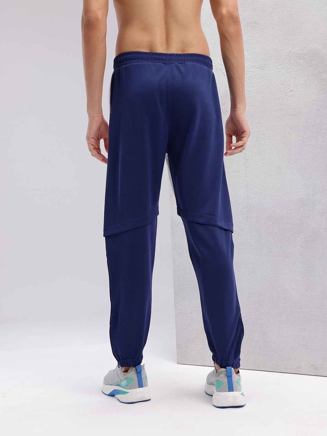 HRX by Hrithik Roshan Men Colourblocked Rapid-Dry Running Joggers