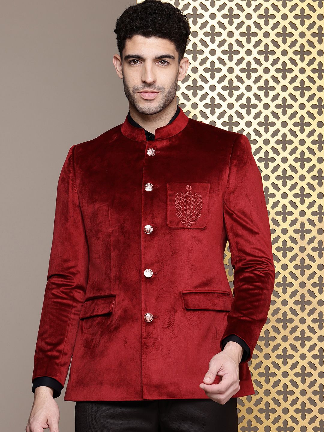 House of Pataudi Mandarin Collar Embroidered Detail Velvet Party Jashn Bandhgala Blazers