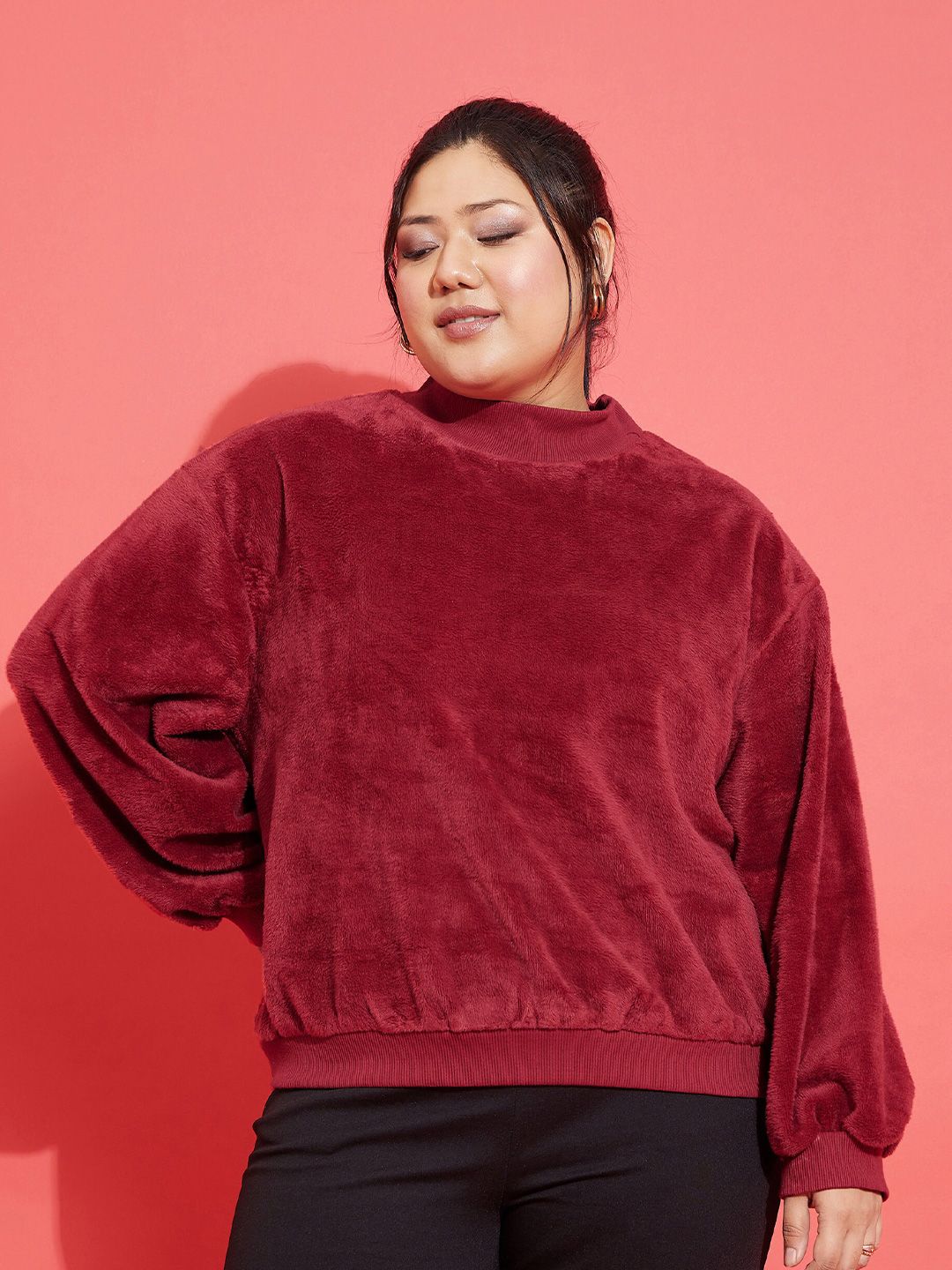 SASSAFRAS Curve Plus Size Round Neck Sweatshirt