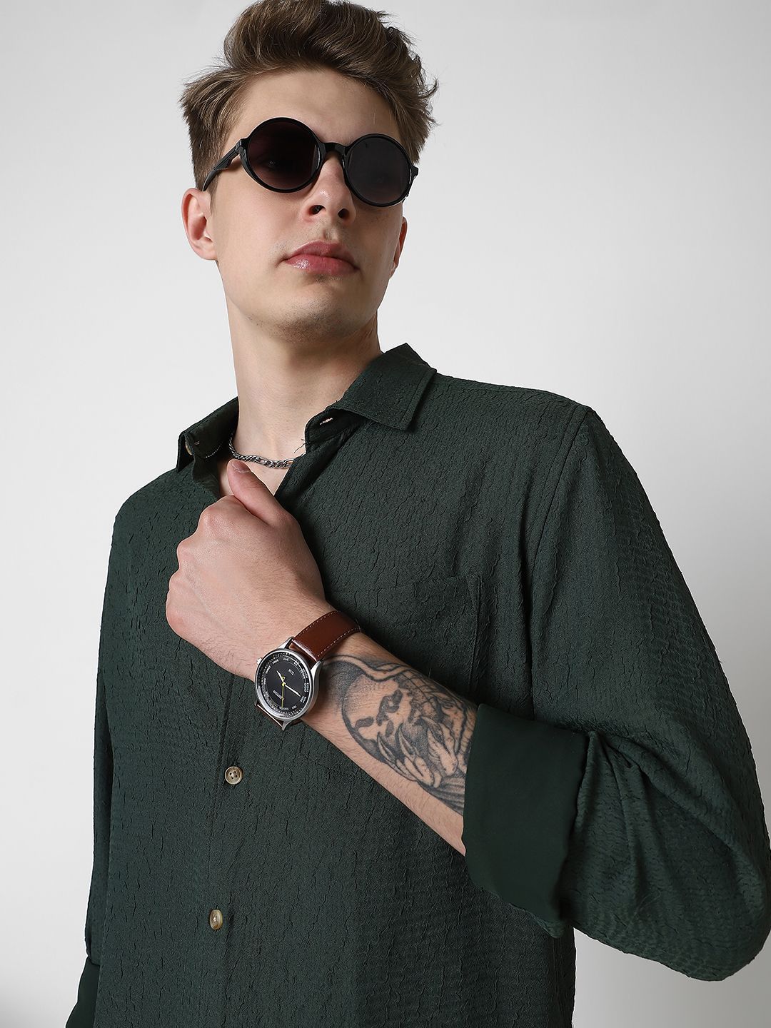 VASTRADO Men Classic Spread Collar Textured Slim Fit Casual Shirt