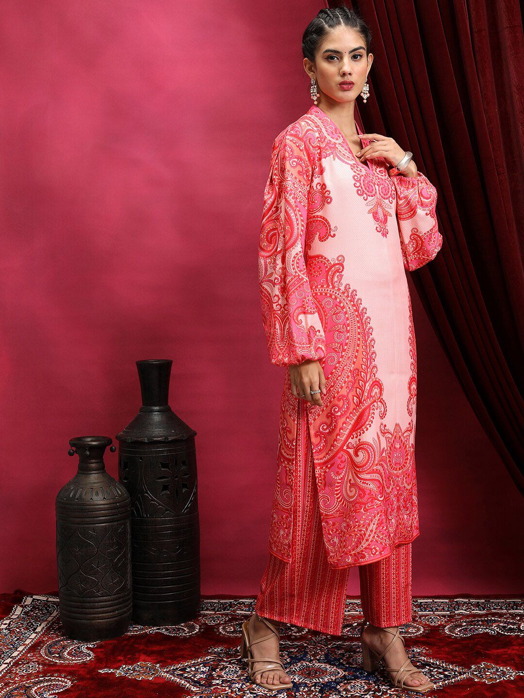 Vishudh Pink Ethnic Motifs Printed V-Neck Straight Kurta with Palazzos