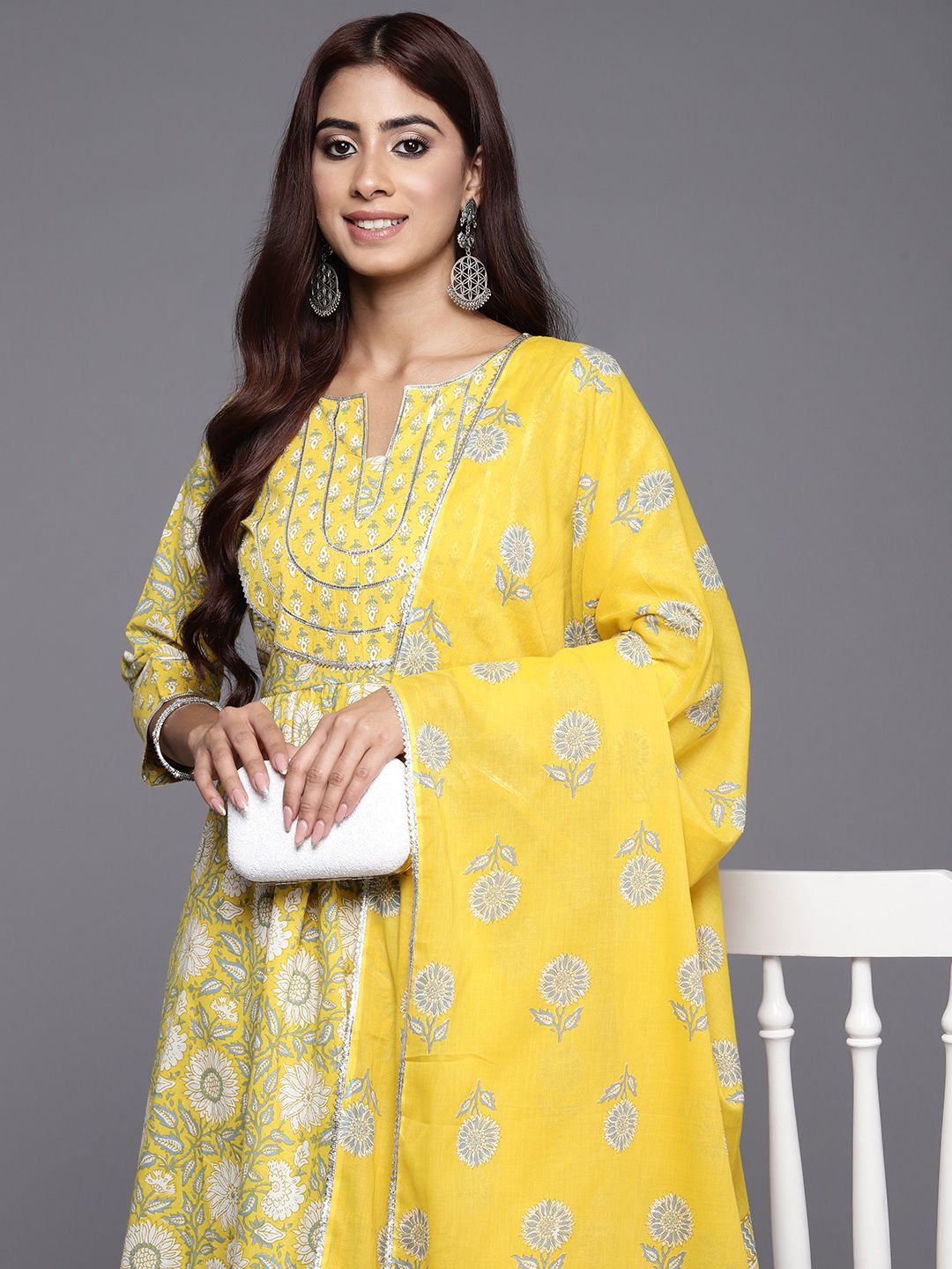 Libas Women Floral Printed Gotta Patti Pure Cotton Kurta With Trousers & With Dupatta