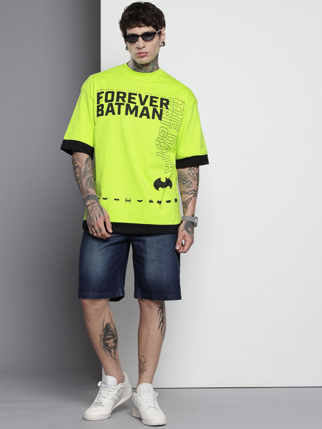 The Indian Garage Co Pure Cotton Batman Printed Drop-Shoulder Sleeves Oversized T-shirt