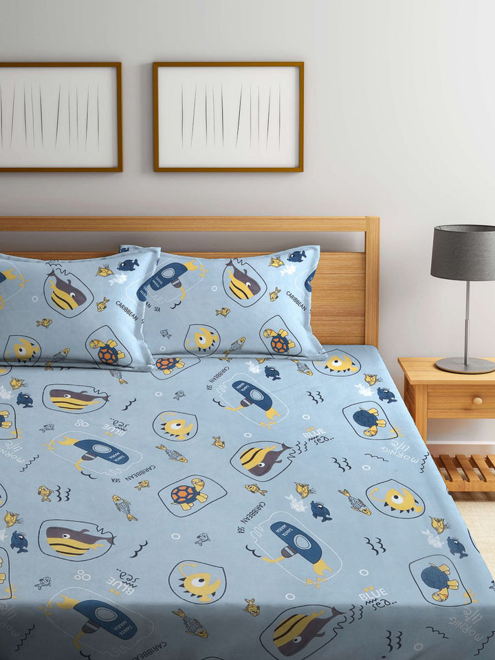 KLOTTHE Blue & Yellow Graphic 300 TC Fitted Double Bedsheet with 2 Pillow Covers
