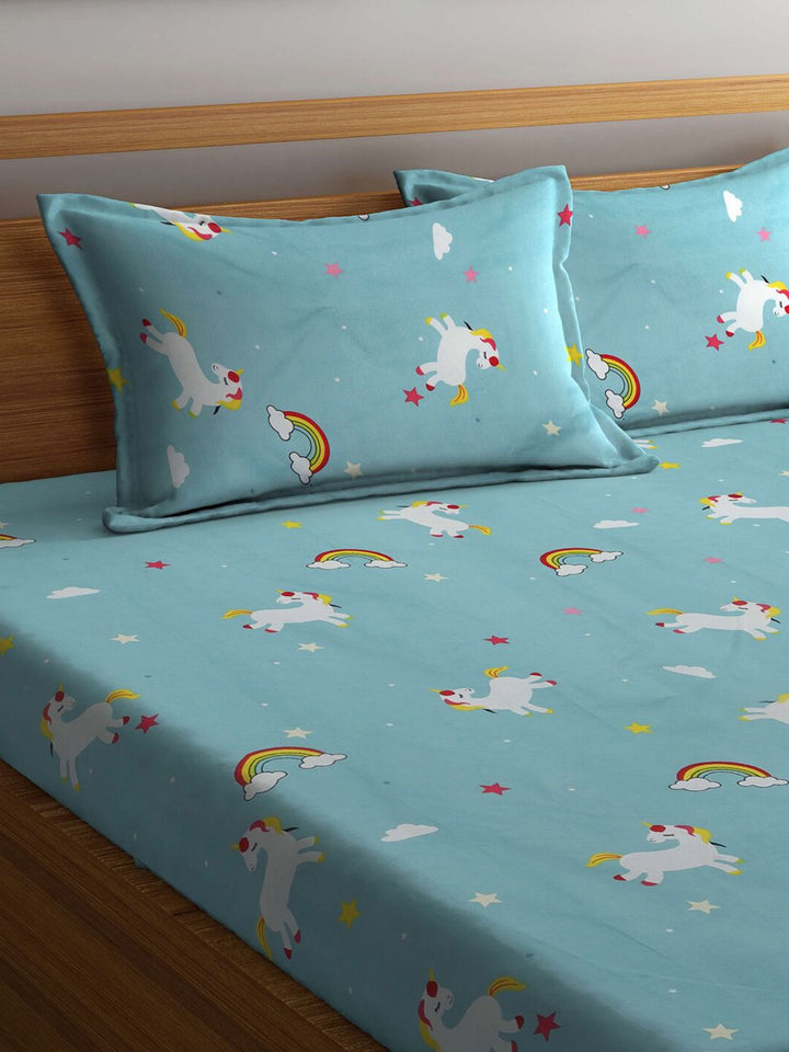 KLOTTHE Blue Conversational Polycotton 300 TC King Fine Bedsheet dengan 2 Sarung Bantal-98 x 87 inci