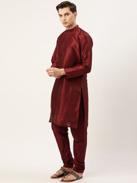 SOJANYA Men Maroon & Green Kurta with Churidar